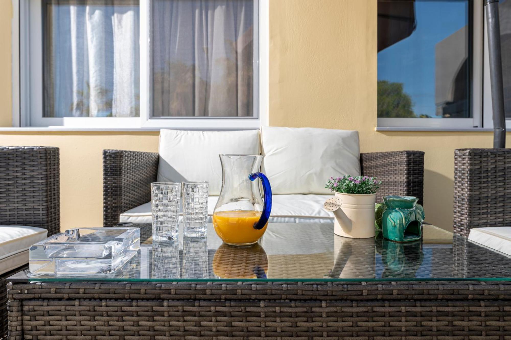 Sun & Waves Beachfront Appartement *